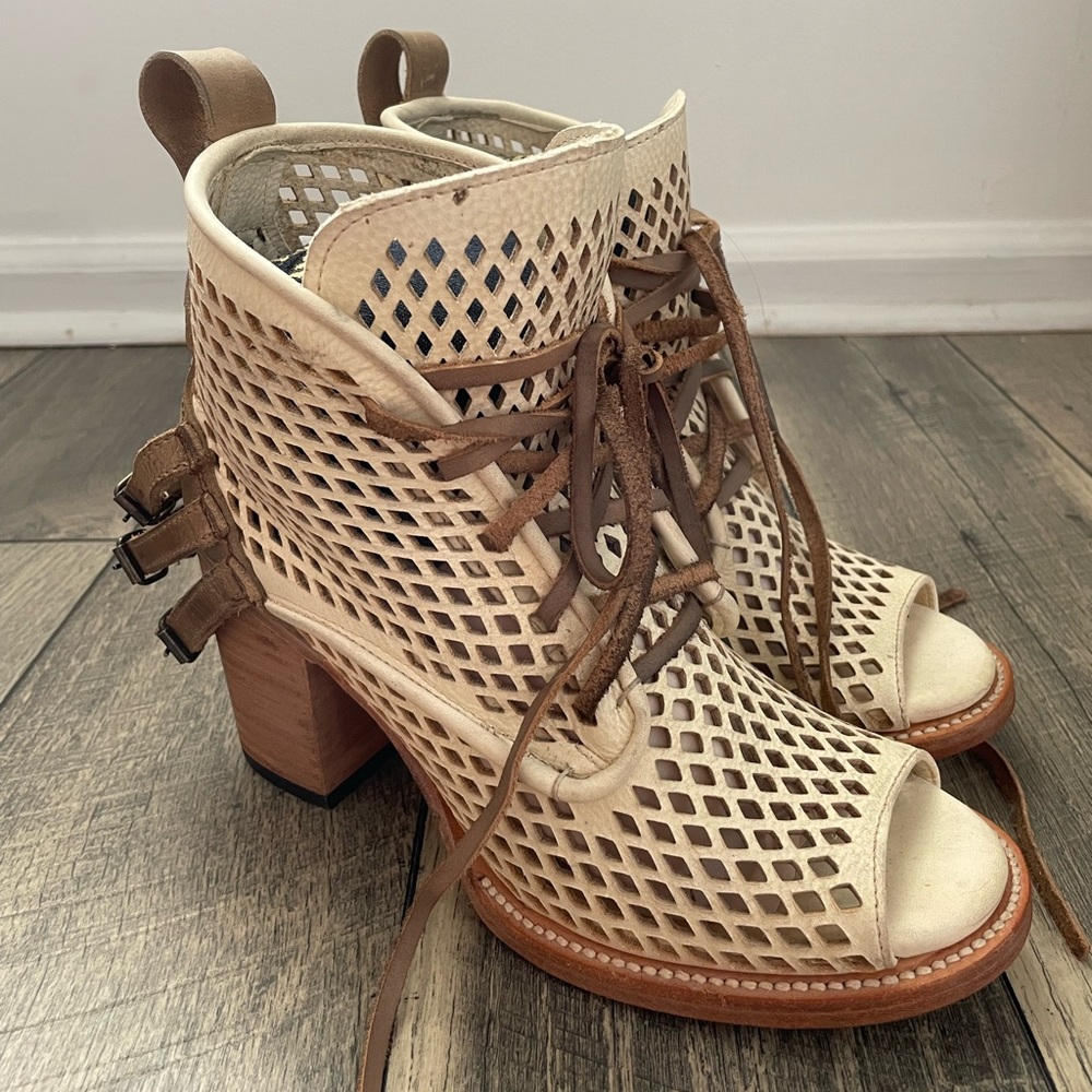 Freebird Booties size 8, worn once, genuine leather
